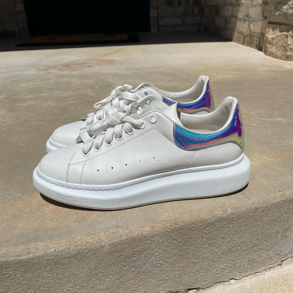 Alexander McQueen oversized sneaker 44 11 us eu iridescent blue rare. No box
